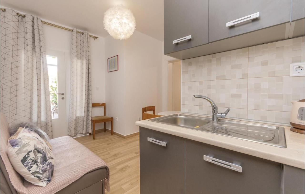 Apartments In Turanj, 20M From The Beach Sukošan Екстериор снимка