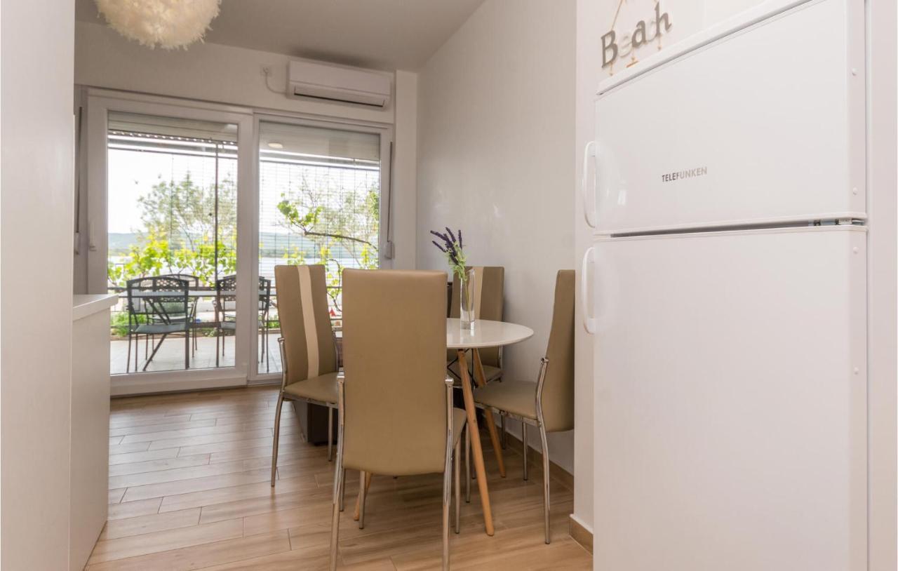 Apartments In Turanj, 20M From The Beach Sukošan Екстериор снимка