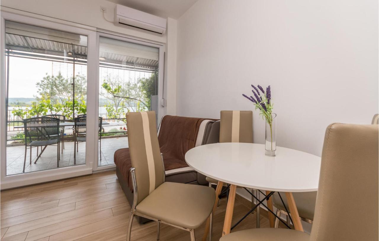 Apartments In Turanj, 20M From The Beach Sukošan Екстериор снимка