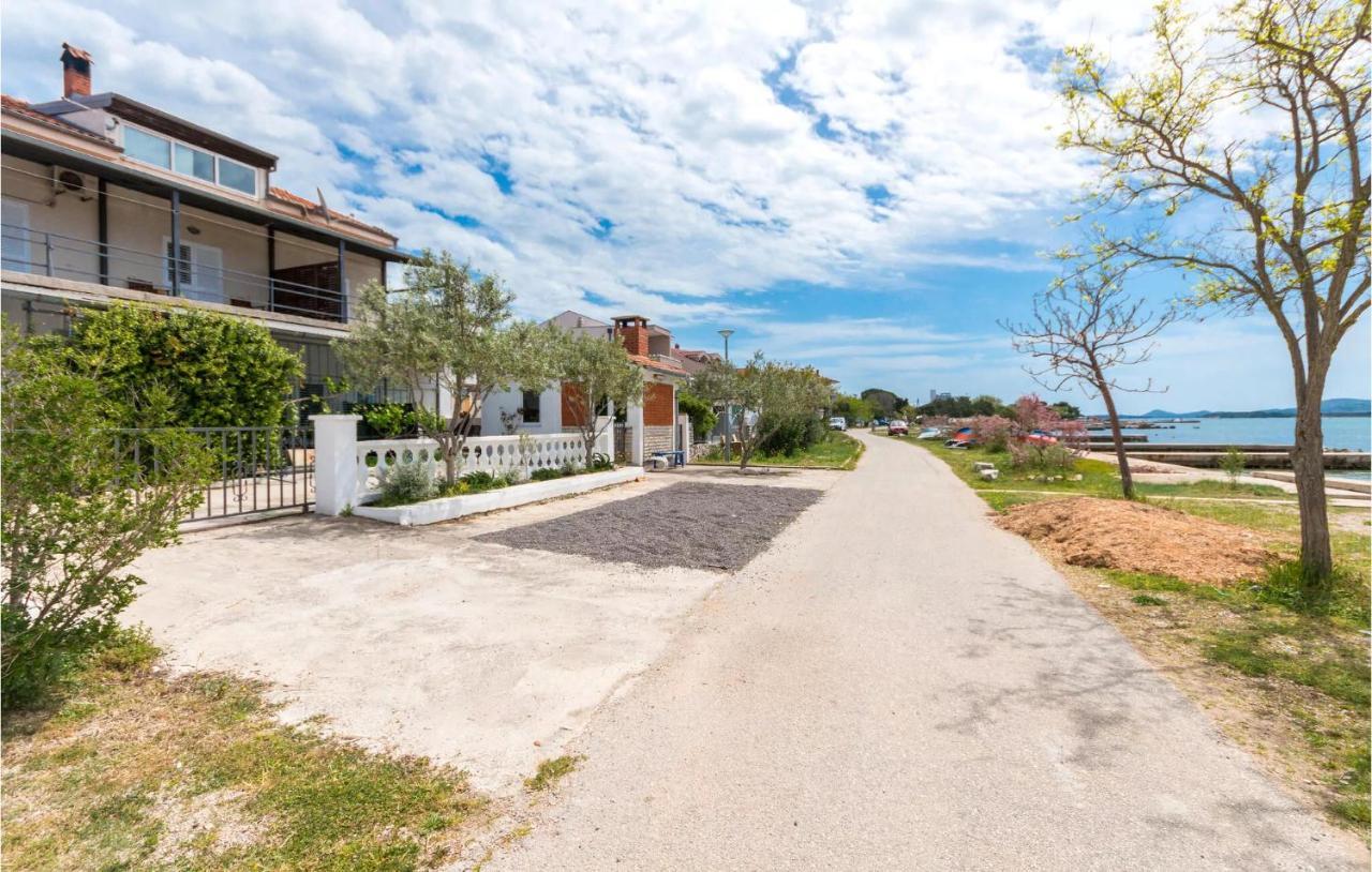 Apartments In Turanj, 20M From The Beach Sukošan Екстериор снимка